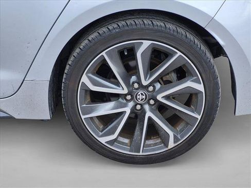 Used 2021 Toyota Corolla SE w/ SE Premium Package FWD image 15