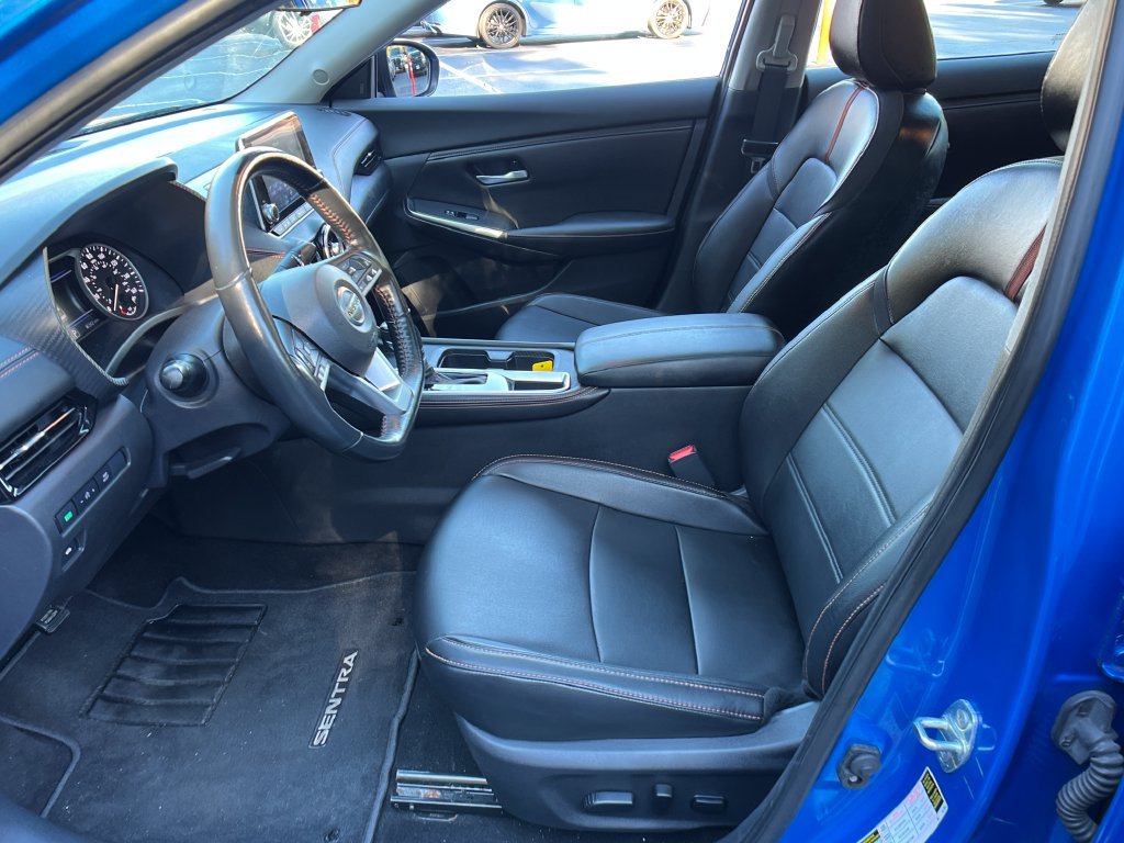 Used 2022 Nissan Sentra SR w/ SR Premium Package FWD image 9