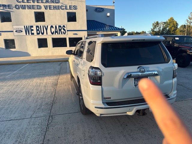 Used 2018 Toyota 4Runner Limited RWD image 11