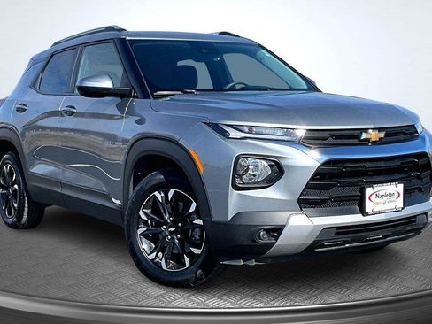 Used 2023 Chevrolet TrailBlazer LT w/ Convenience Package image 13