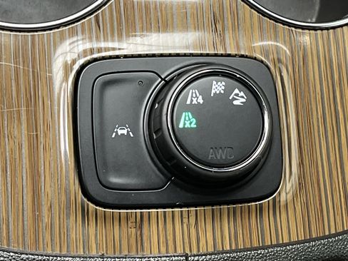 Certified 2022 GMC Acadia SLE AWD/4WD image 15