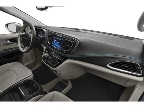 Used 2019 Chrysler Pacifica Limited w/ Advanced Safetytec Group FWD image 19