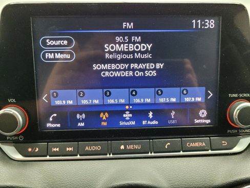 Used 2020 Nissan Sentra SV w/ Electronics Package FWD image 25