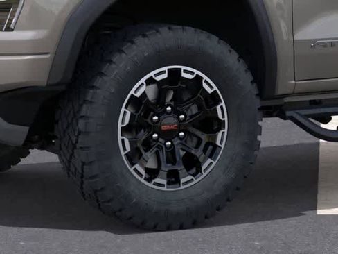 New 2026 GMC Canyon AT4 w/ LPO, Off Road Lift Package image 9