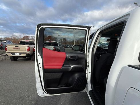 Used 2021 Toyota Tacoma SR5 image 22