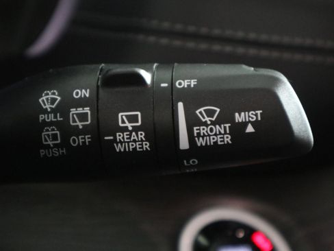 New 2025 Jeep Grand Cherokee L Limited image 33