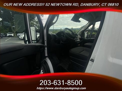 Used 2025 RAM ProMaster 2500 w/ U-Haul Equipment Group FWD image 15