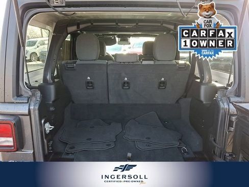 Used 2024 Jeep Wrangler Unlimited image 33