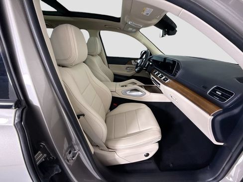 Certified 2023 Mercedes-Benz GLS 450 4MATIC image 21