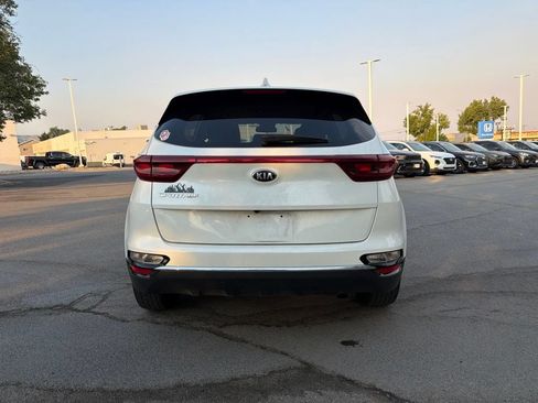 Used 2022 Kia Sportage LX AWD/4WD image 10