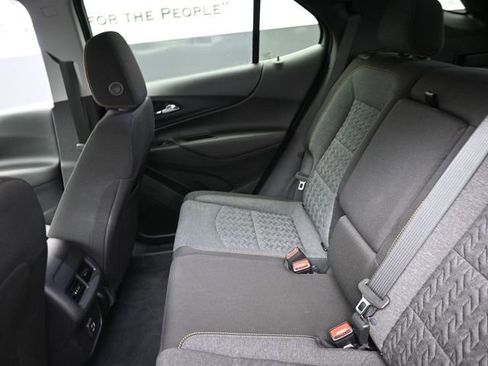 Used 2024 Chevrolet Equinox LT image 22