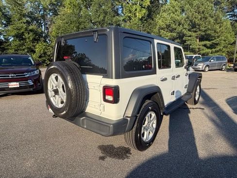 Used 2020 Jeep Wrangler Unlimited Sport S AWD/4WD image 22