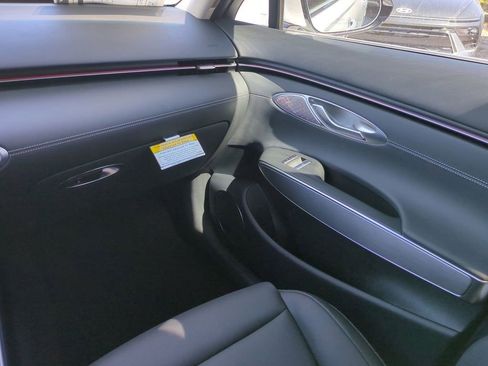 New 2026 Genesis GV70 2.5T Select image 16