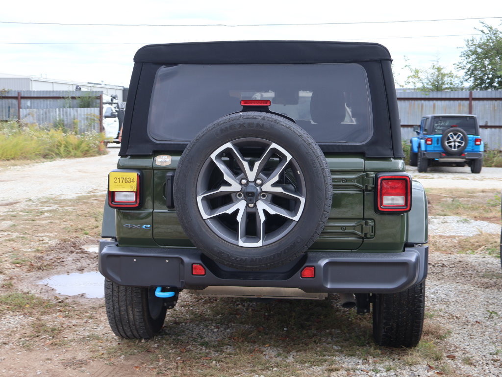 Used 2024 Jeep Wrangler Unlimited AWD/4WD image 19