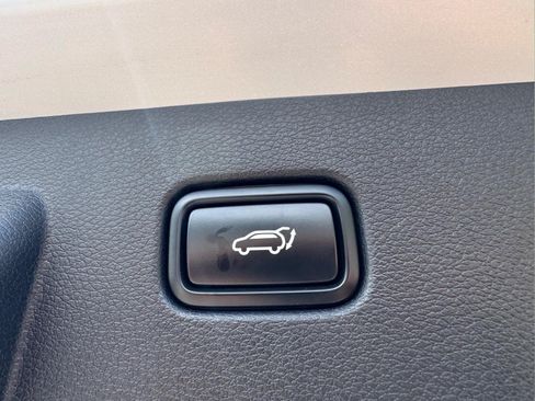 Used 2023 Kia Sportage SX FWD image 10