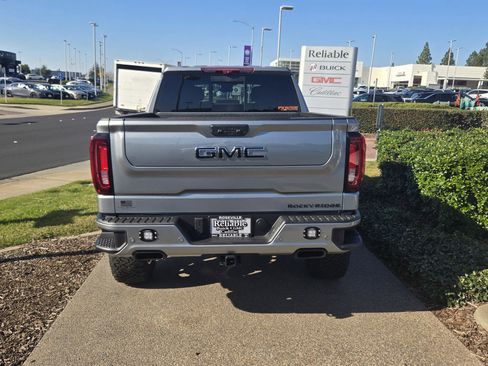 New 2026 GMC Sierra 1500 AT4 w/ AT4 Premium Package image 5