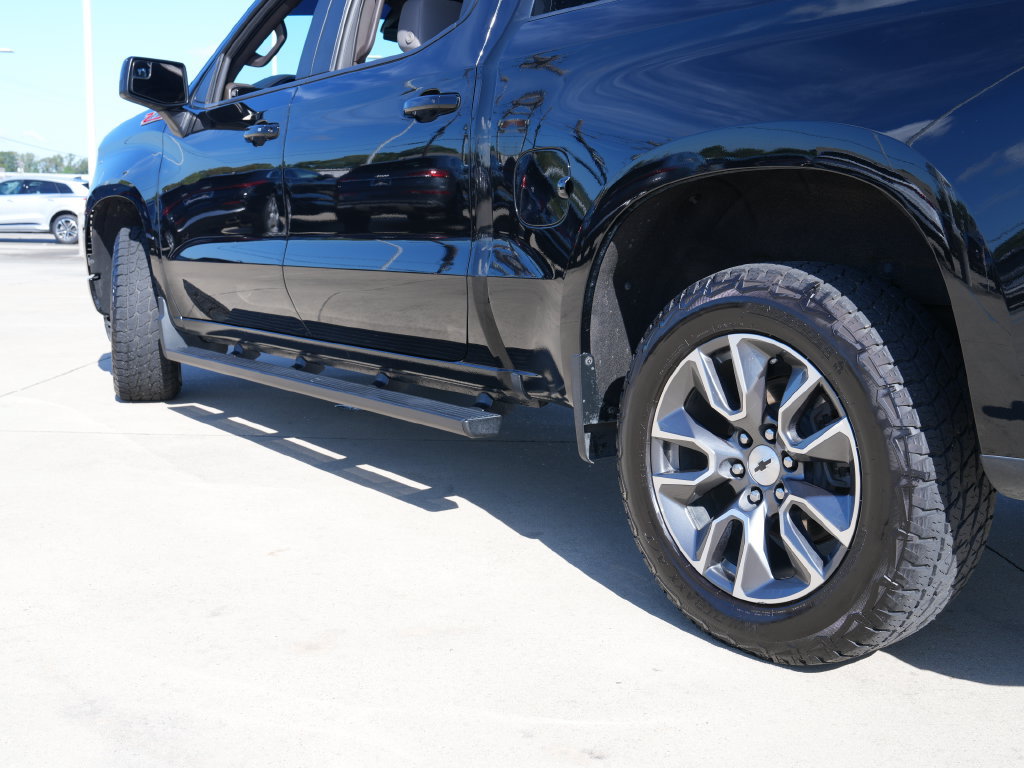Used 2022 Chevrolet Silverado 1500 RST w/ Z71 Off-Road Package AWD/4WD image 12