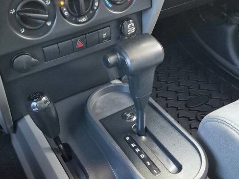 Used 2008 Jeep Wrangler Sahara w/ Dual Top Group image 30