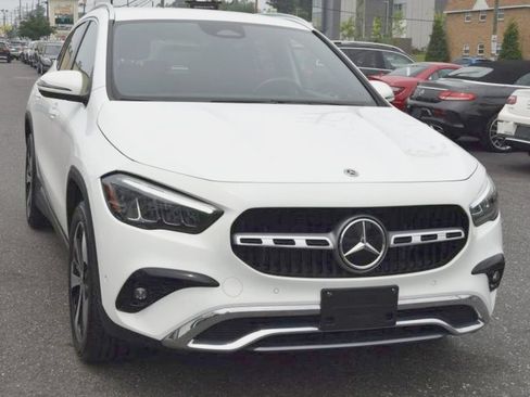 Used 2025 Mercedes-Benz GLA 250 image 14