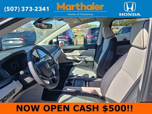 New 2026 Honda Odyssey Elite image 9