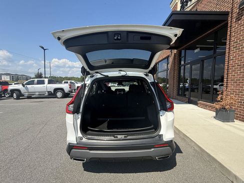 Used 2025 Honda CR-V Sport image 24