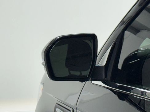 Used 2023 Lincoln Navigator L Standard Sport Utility 4D image 54