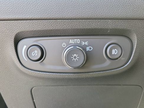 Used 2023 Buick Encore GX Select w/ Safety Package II AWD/4WD image 19