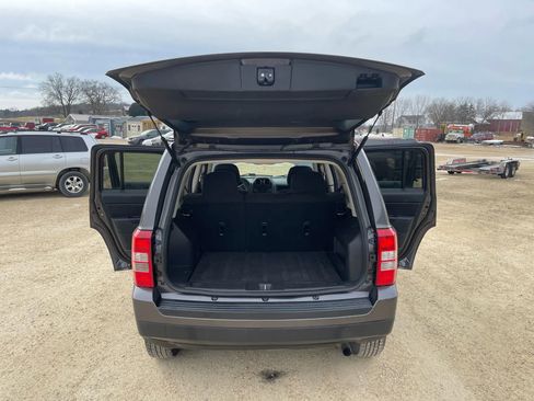 Used 2016 Jeep Patriot Sport w/ Power Value Group image 14