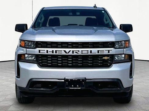 Used 2021 Chevrolet Silverado 1500 Custom AWD/4WD image 2