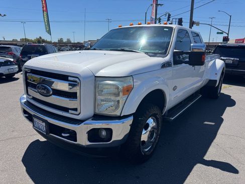 Used 2015 Ford F350 King Ranch AWD/4WD image 4