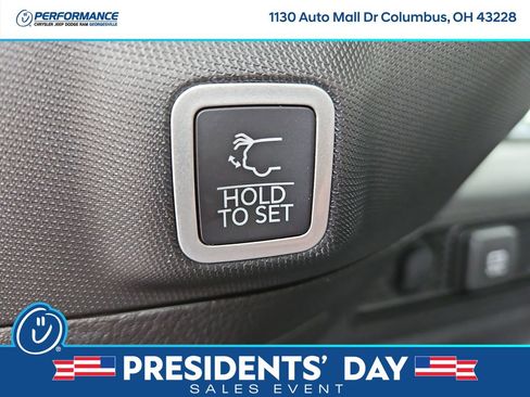 New 2026 Jeep Grand Cherokee Altitude image 12