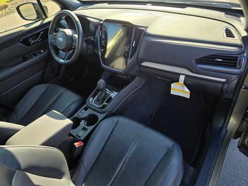 Used 2025 Subaru Forester Limited w/ Popular Package #1 image 11