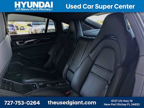Used 2018 Porsche Panamera 4S image 13