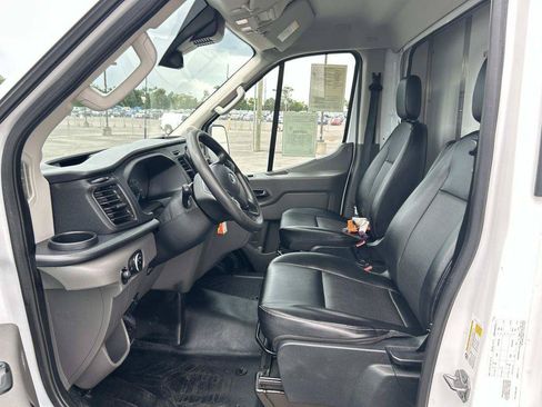 Used 2022 Ford Transit 350 DRW RWD image 34