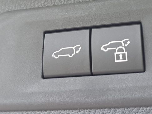 New 2026 Lexus TX 500h AWD image 14