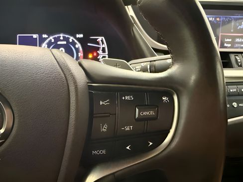 Used 2021 Lexus ES 350 w/ Premium Package FWD image 20