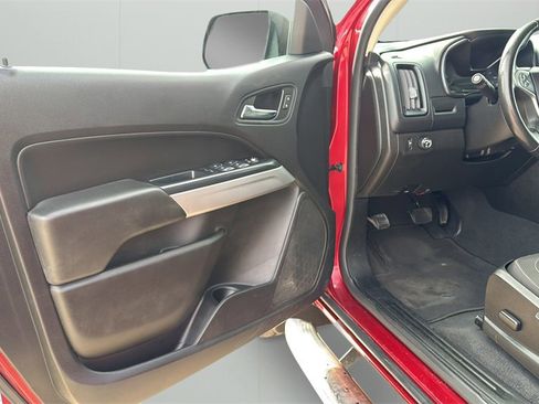 Used 2020 Chevrolet Colorado LT w/ LT Convenience Package image 13