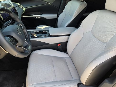 Used 2024 Lexus RX 350 Premium Plus w/ Convenience Package FWD image 9