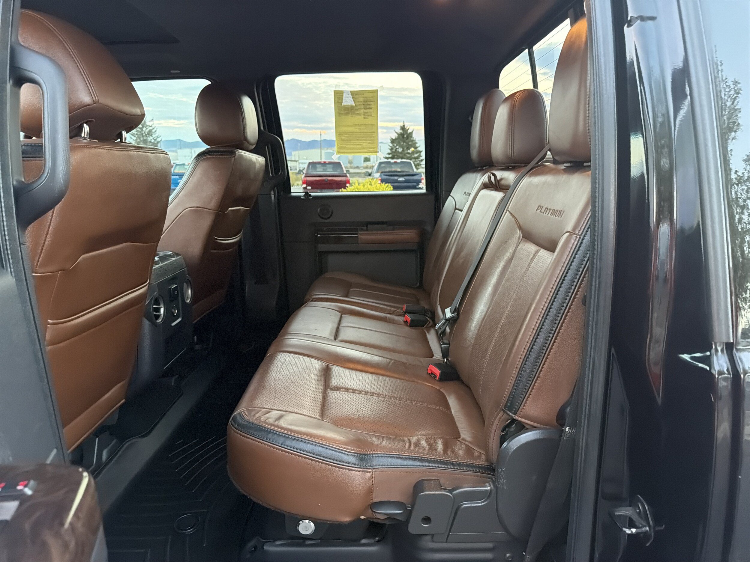 Used 2016 Ford F250 Platinum w/ Platinum Package AWD/4WD image 10
