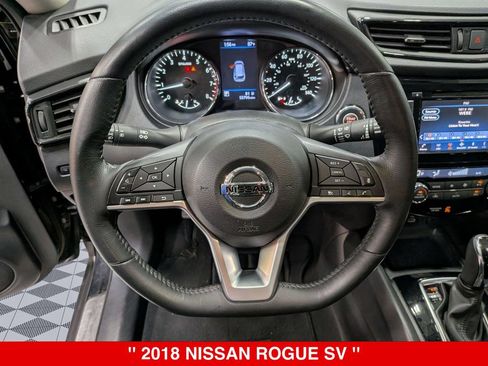 Used 2018 Nissan Rogue SV w/ Premium Package AWD/4WD image 16