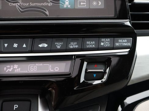New 2026 Honda Odyssey Touring image 28