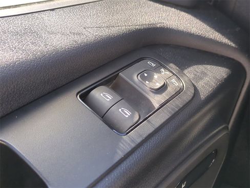 Used 2024 Mercedes-Benz Sprinter 2500 image 25