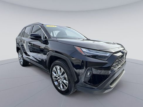 Used 2023 Toyota RAV4 Limited w/ Limited Grade Weather Package image 4