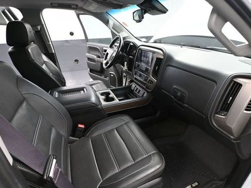 Used 2017 GMC Sierra 2500 Denali AWD/4WD image 50