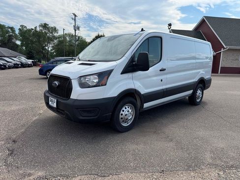 Used 2022 Ford Transit 250 Low Roof AWD image 10
