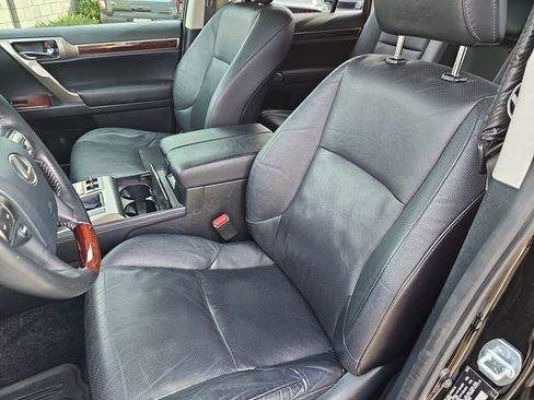 Used 2015 Lexus GX 460 image 15