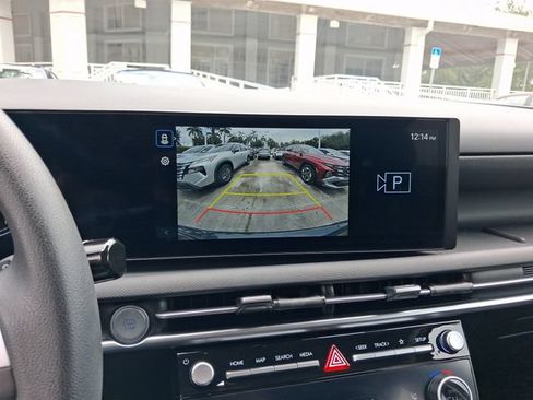 Used 2025 Hyundai Tucson SEL FWD image 21
