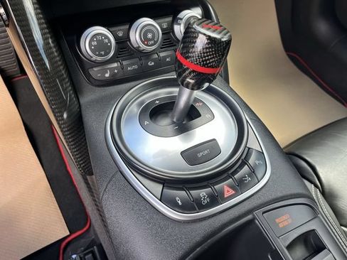 Used 2012 Audi R8 V10 AWD/4WD image 22