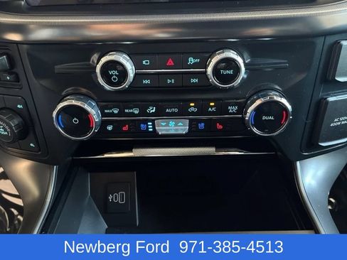 Used 2025 Ford F150 Lariat AWD/4WD image 25