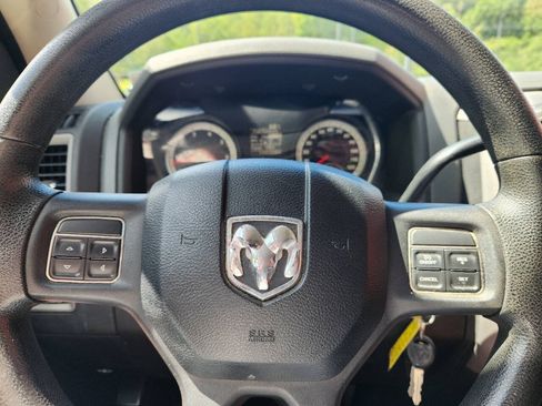 Used 2014 RAM 1500 Express AWD/4WD image 16